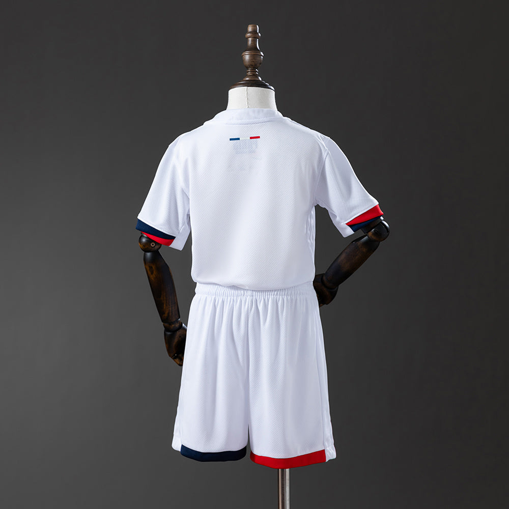 MAILLOT ENFANT ET SHORT PARIS PSG EXTÉRIEUR 2025/2026