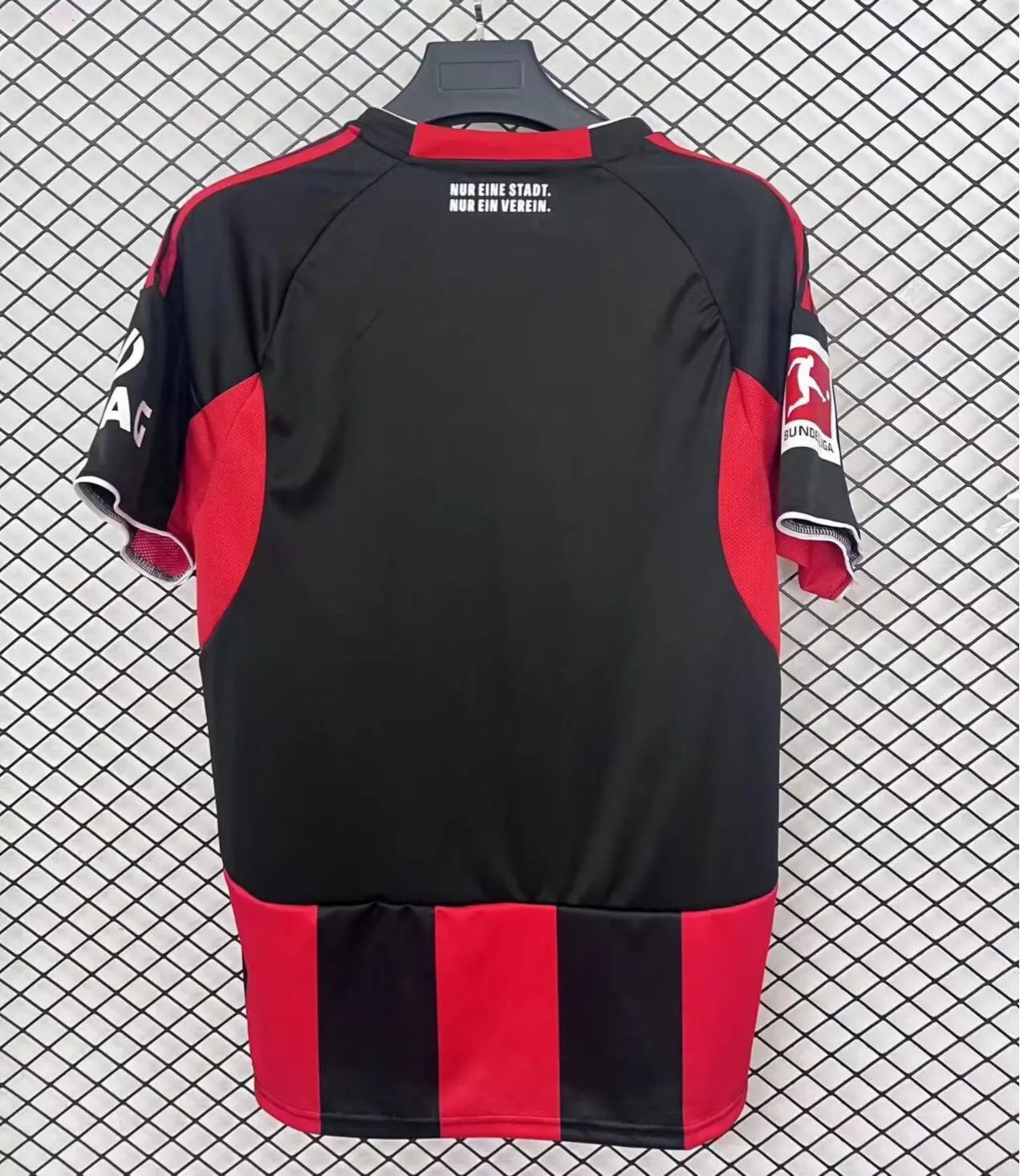 Maillot Francfort Domicile 2025/2026 Le Footballeur Shop