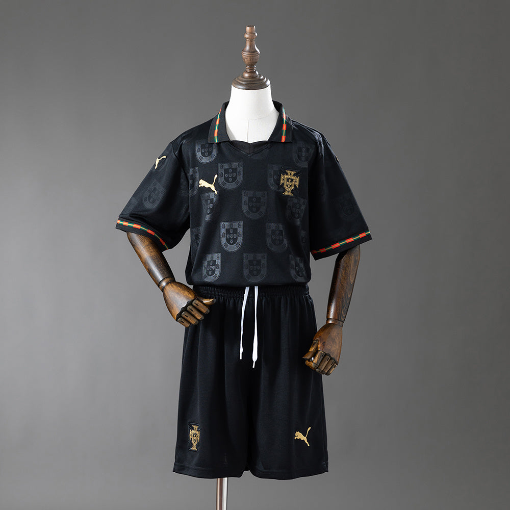 MAILLOT ENFANT ET SHORT PORTUGAL ÉDITION EUSEBIO 2026