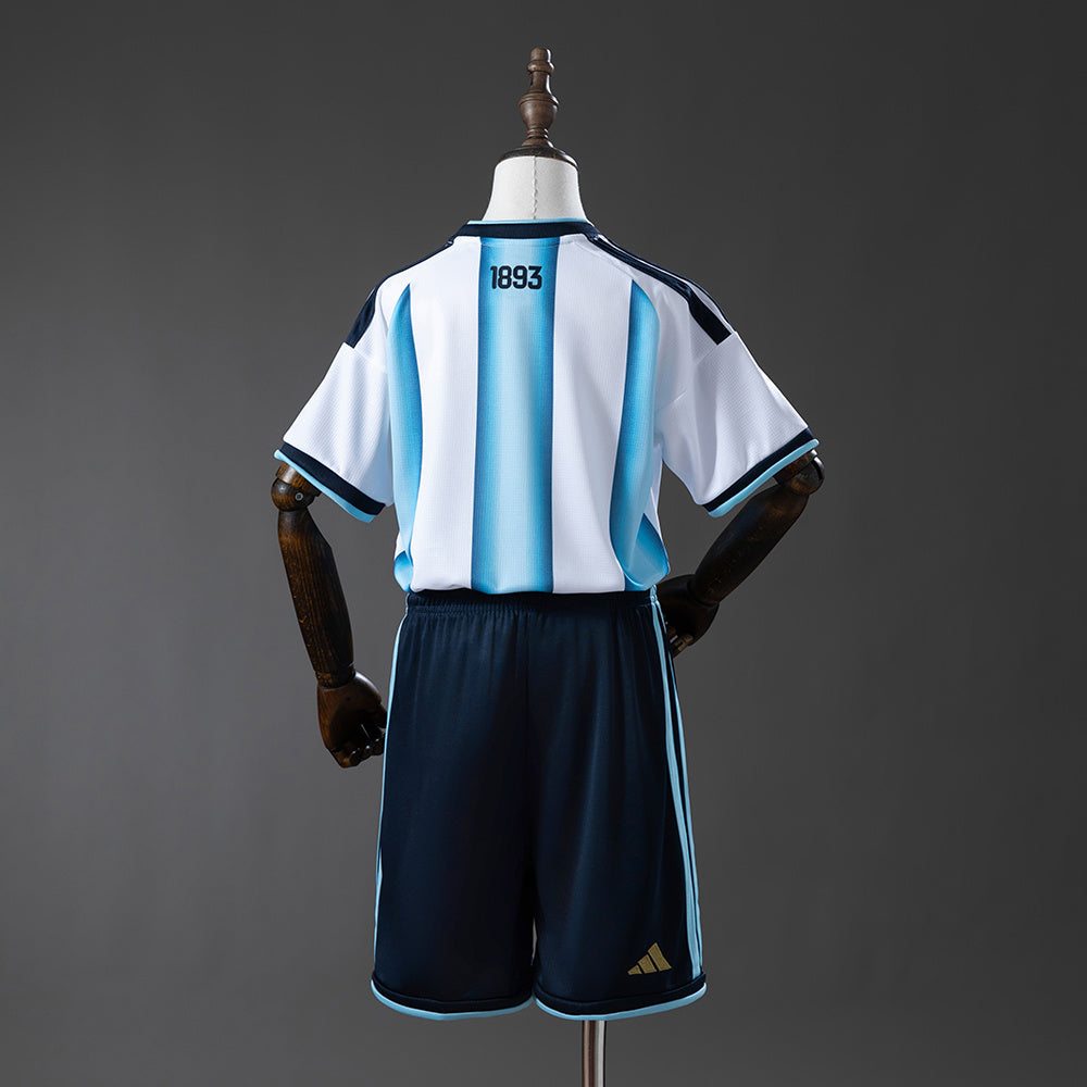 MAILLOT ENFANT ET SHORT ARGENTINE DOMICILE COUPE DU MONDE 2026