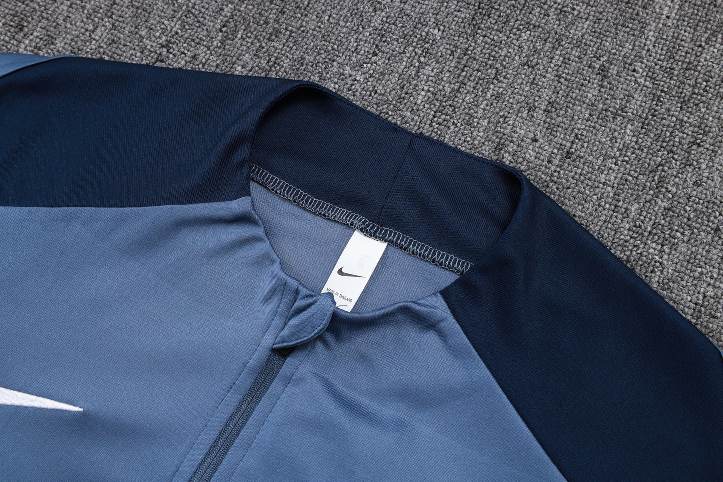 Survêtement Paris SG 2025/2026