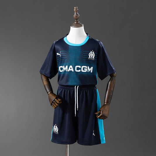 MAILLOT ENFANT ET SHORT MARSEILLE EXTÉRIEUR 2025/2026