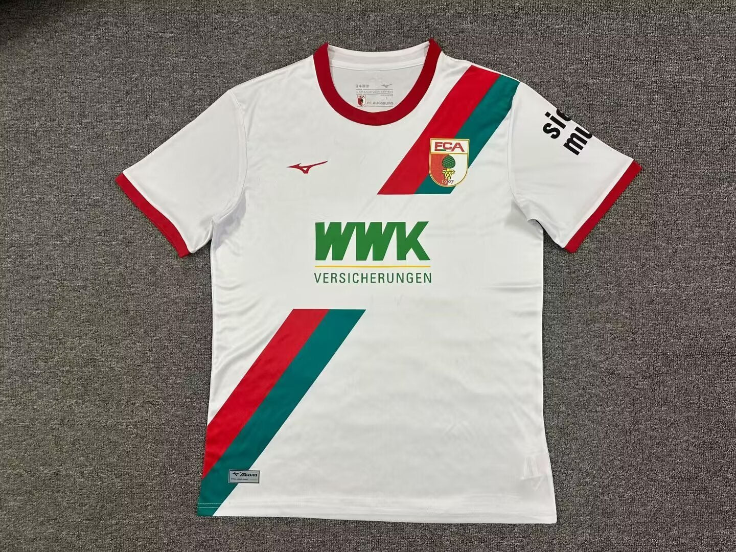 Maillot Augsburg Domicile 25/26 Le Footballeur Shop