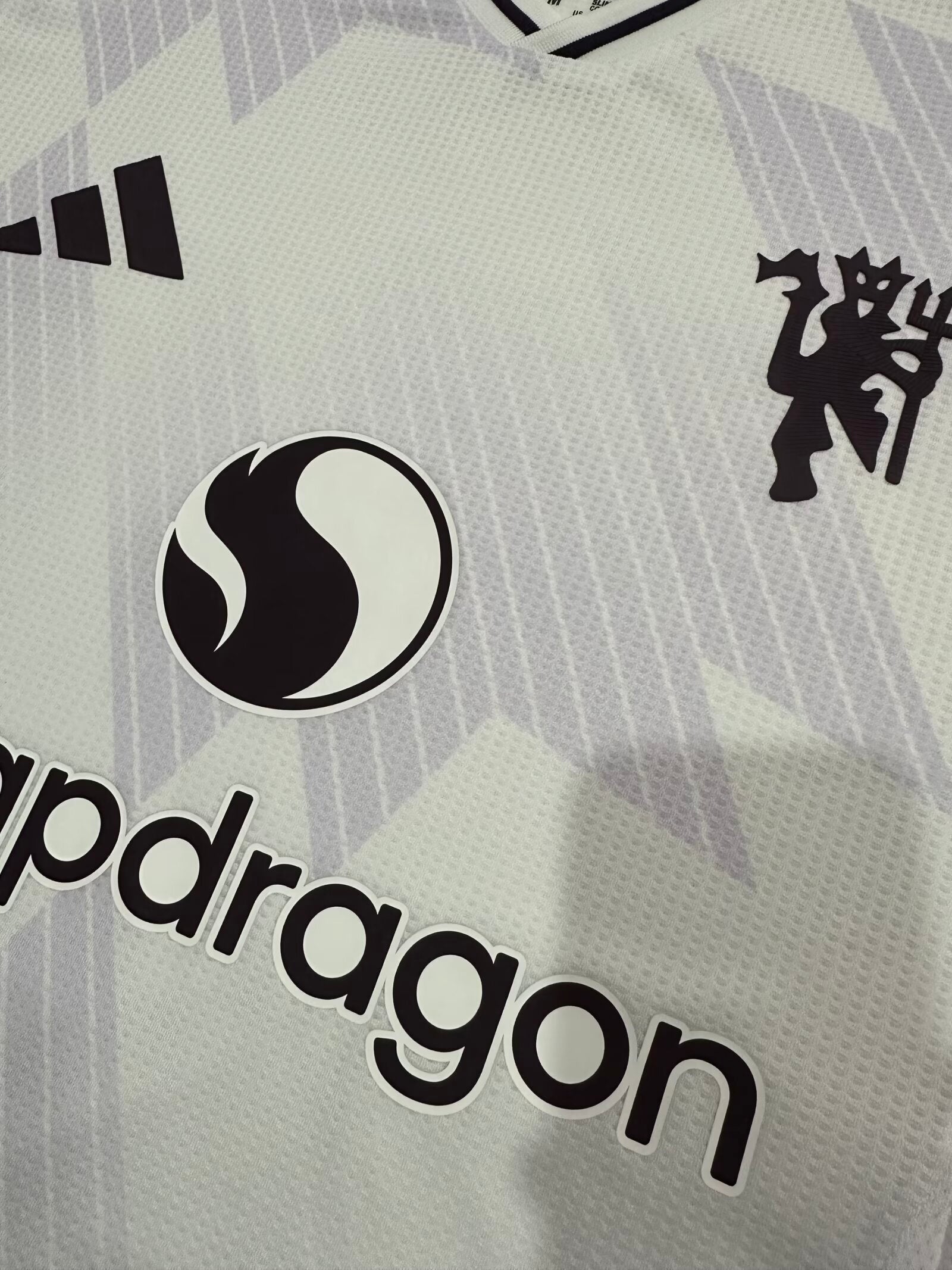 Maillot Manchester United Extérieur 2025/2026 Le Footballeur Shop