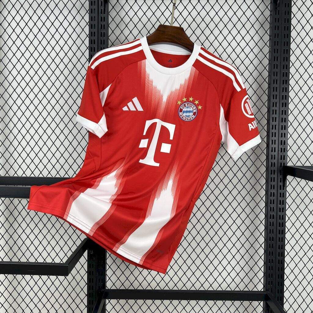 Bayern Munich Home Shirt 2025/2026
